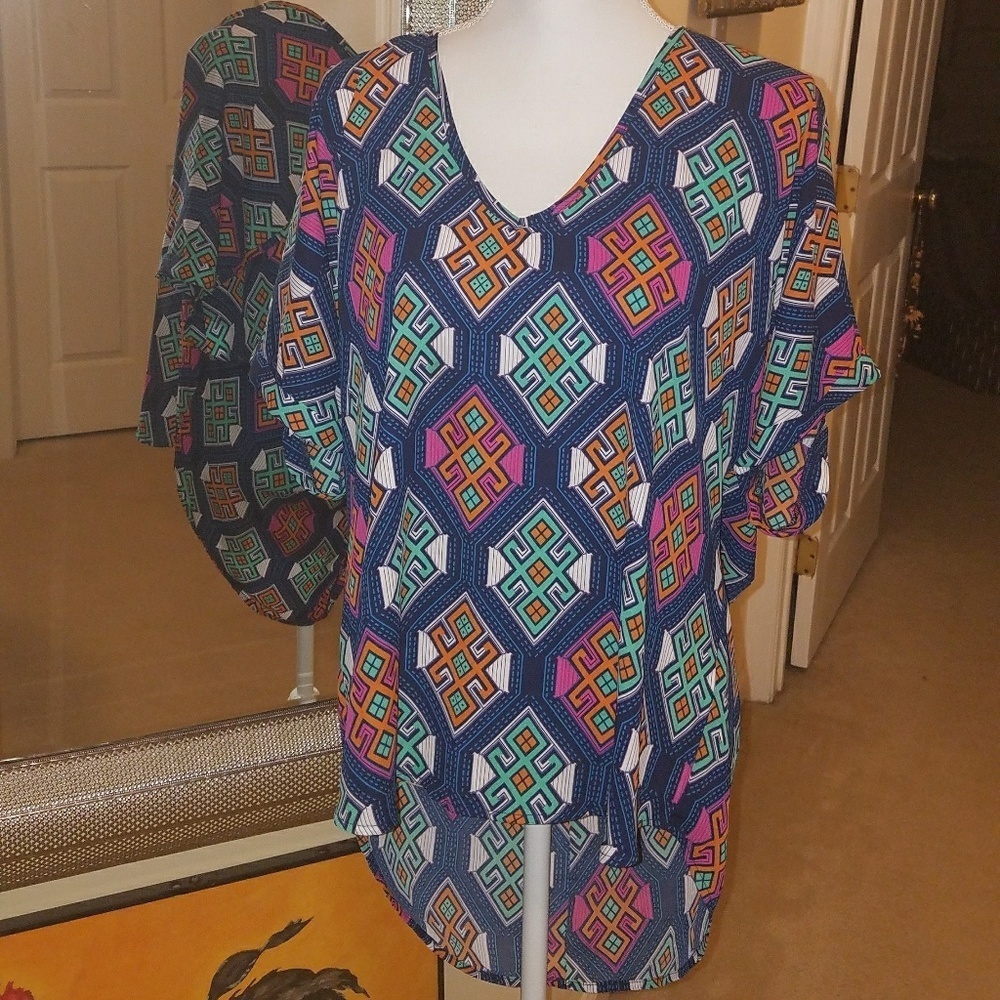 🍍Blue rain high low blouse size l